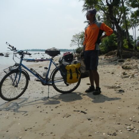 Perjalanan Penuh Warna ke Ujung Peradaban (4)