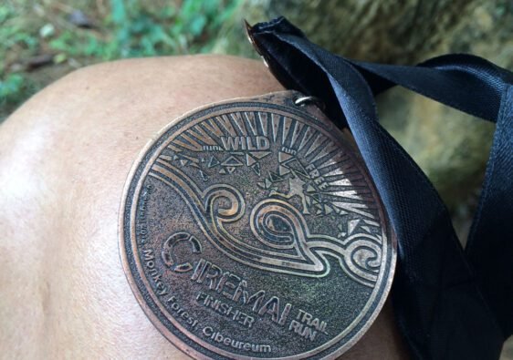 Medali penamat Ciremai Trail Run
