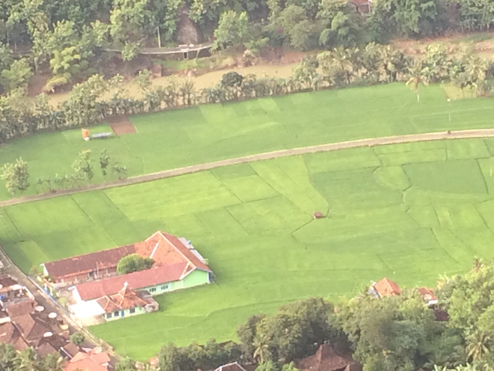 dari atas watu lawang