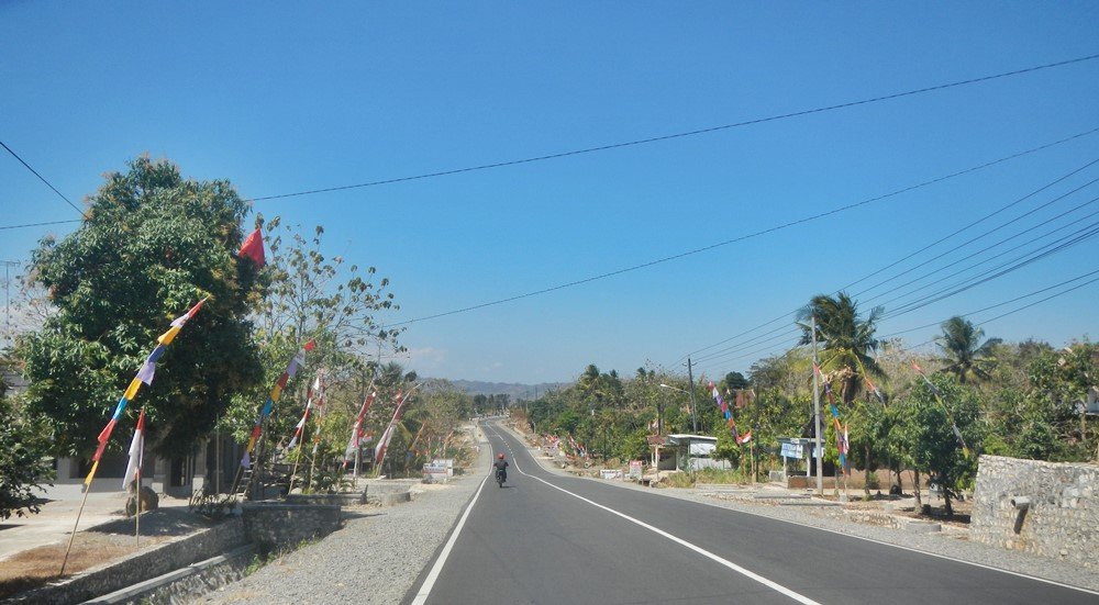 jalan mulus lengang