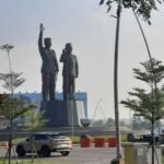 Patung Soekarno Hatta di PIK 2